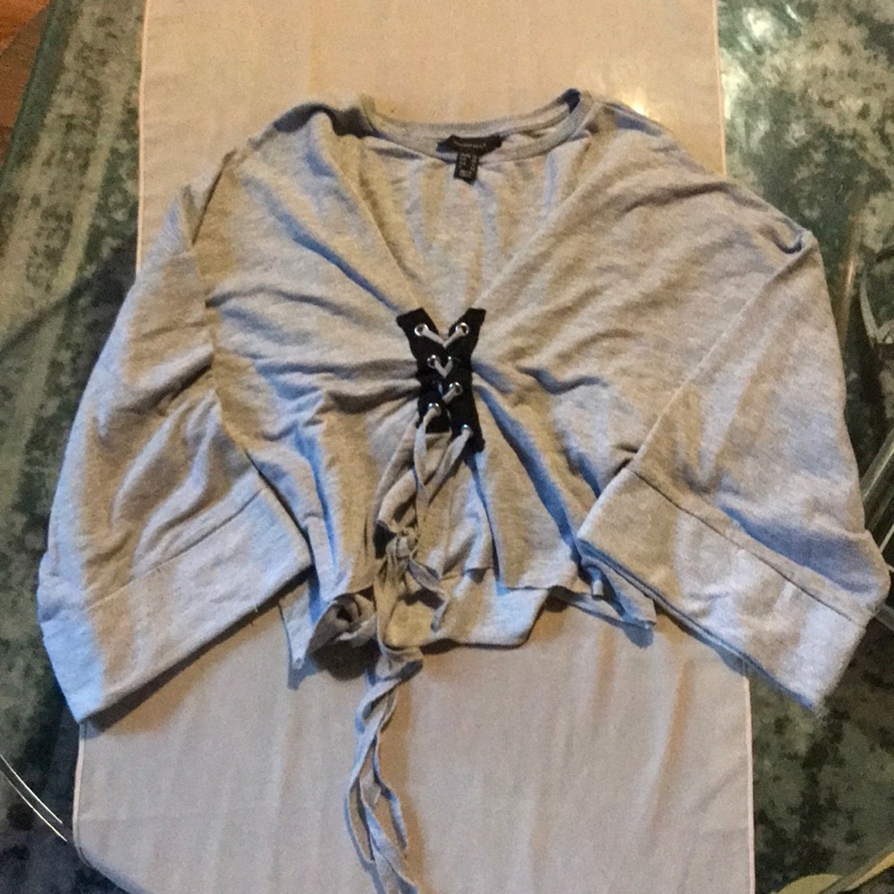 Crop Bulky Lace-up Sweatshirt